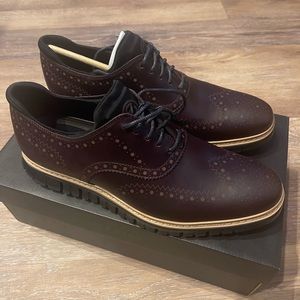 Mens Cole Haan Zero ground wingtip Oxford dress shoes.  Size 9.5.